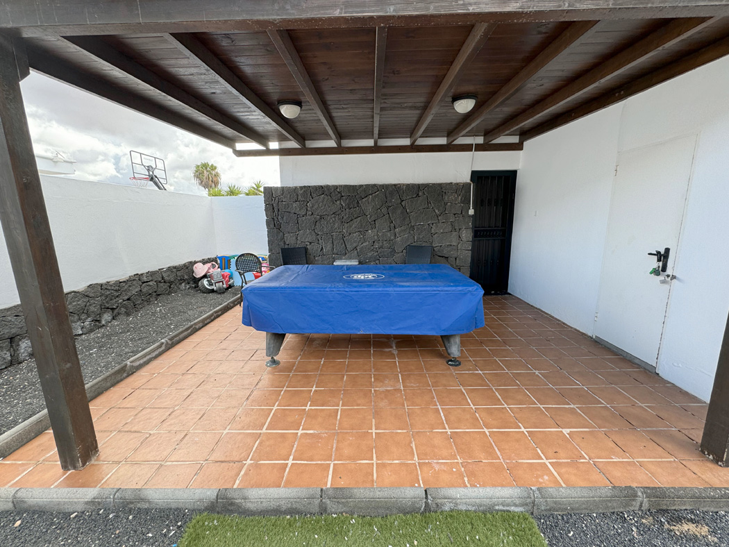 pooltable